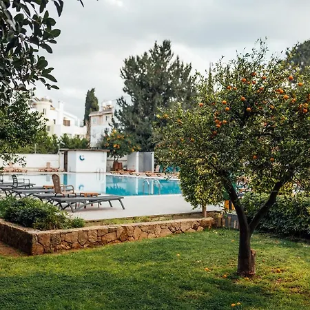 Pia Bella 4*