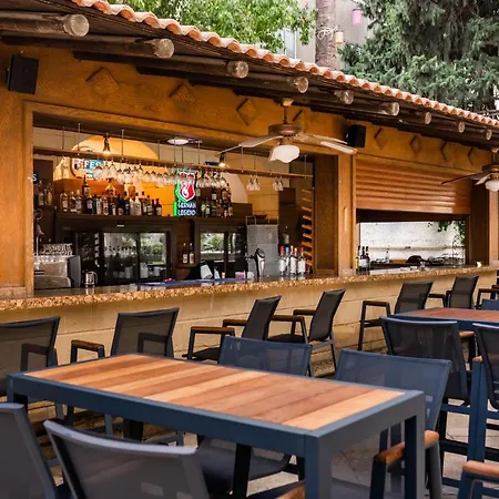 Hotel Pia Bella