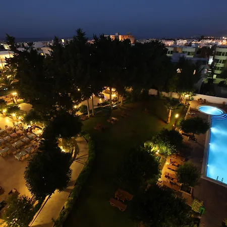 Pia Bella 凯里尼亚