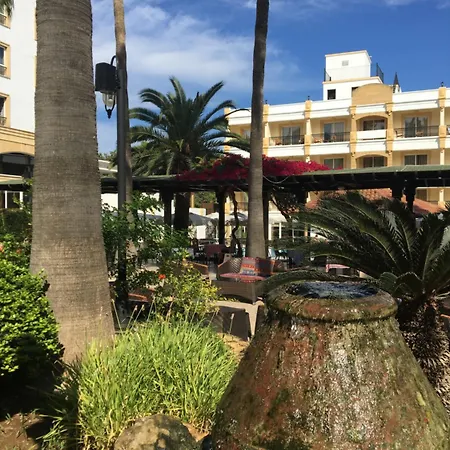 Pia Bella 4* 凯里尼亚