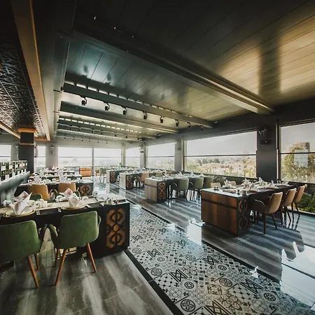 Pia Bella Hotel 4*