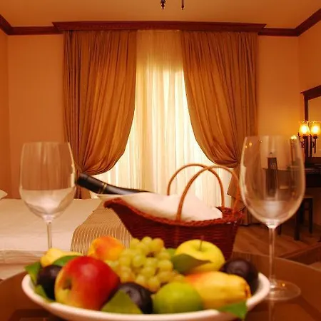 Hotel Pia Bella