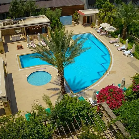 Pia Bella 4*