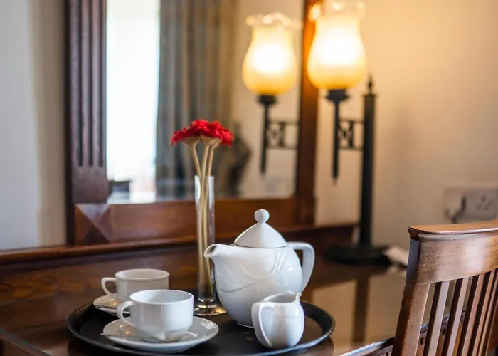 Pia Bella فندق كيرينيا