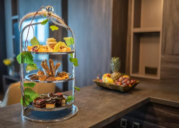 Pia Bella فندق 4*