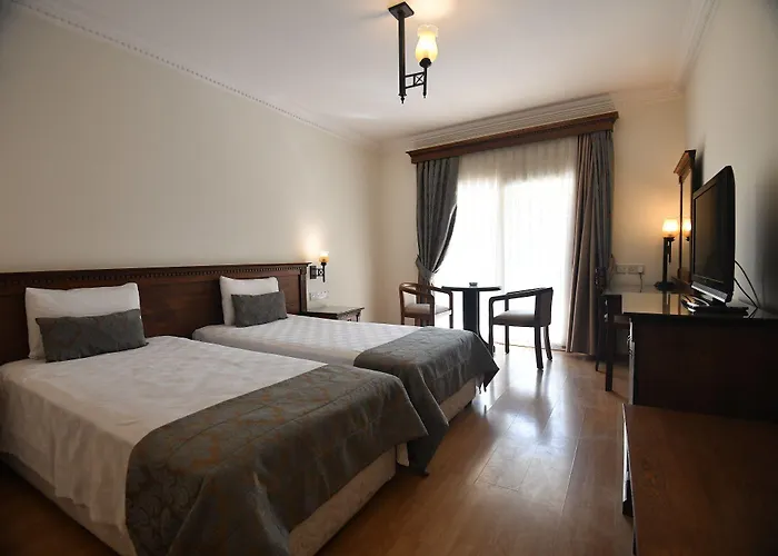 Pia Bella كيرينيا