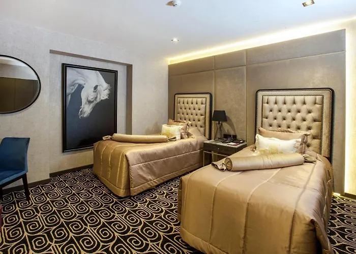 فندق Pia Bella 4*