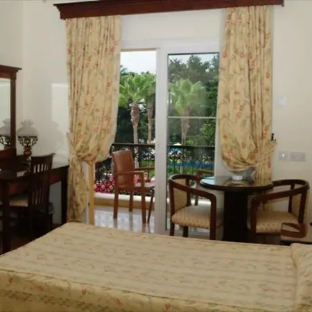 Hotel Pia Bella
